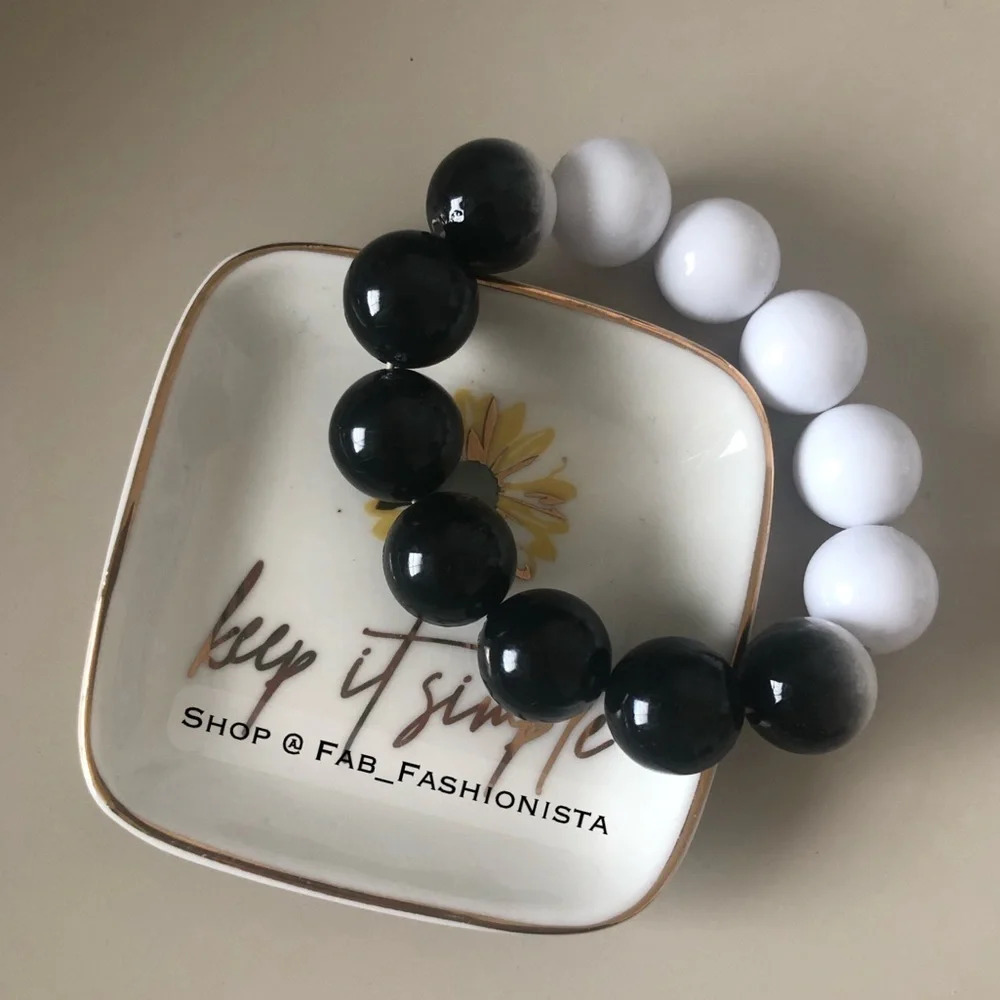 Ombre large beaded stretch bracelet